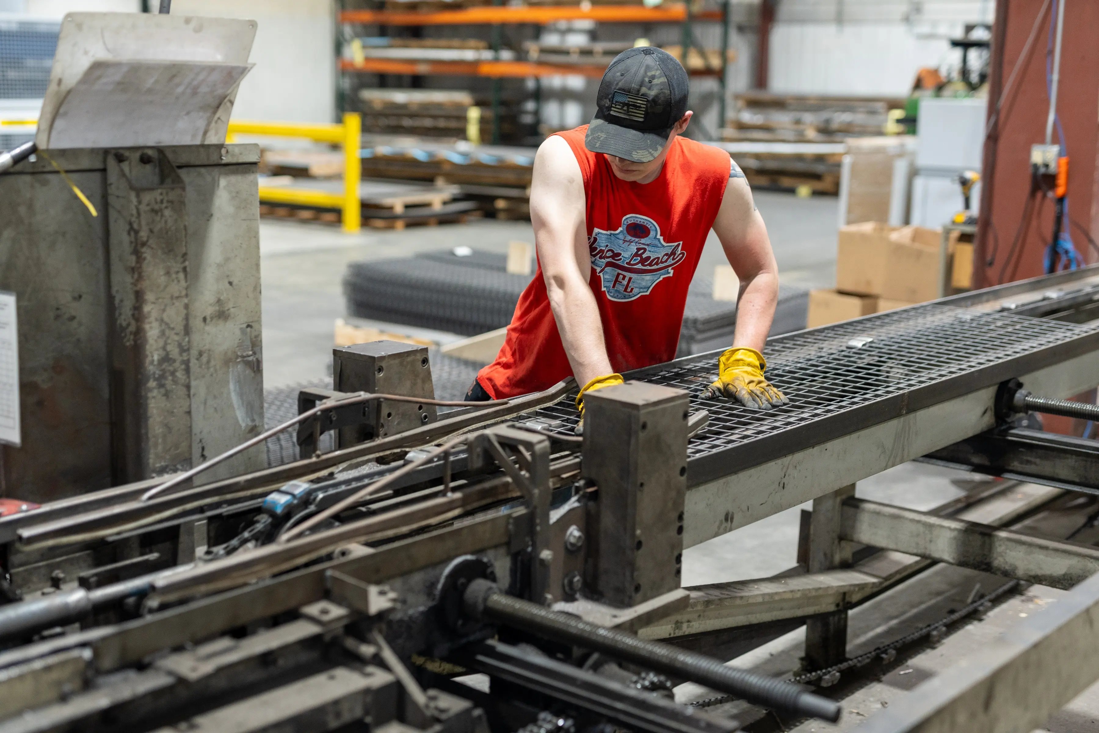 F3 Person working in contract fabrication